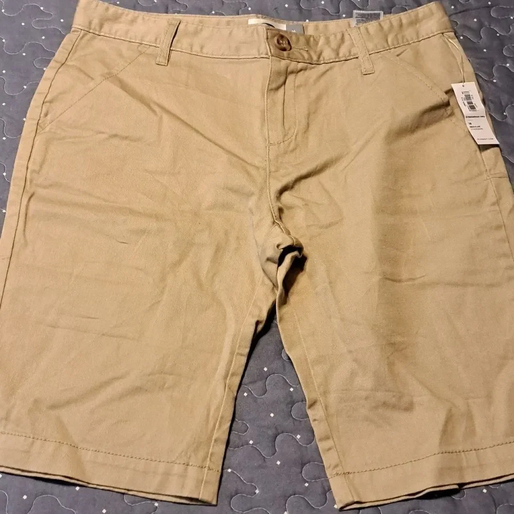Old Navy tan shorts size 16 REG NWT